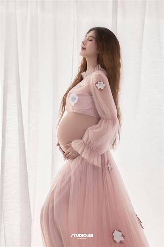 Vợ Chồng Ca Sĩ Hồ Quang Hiếu9